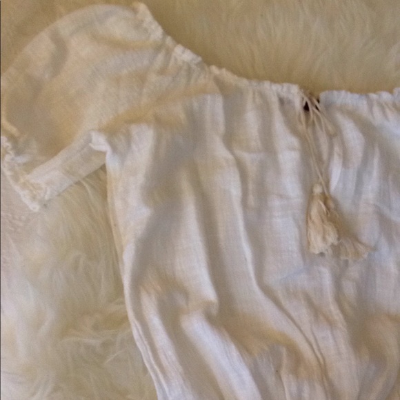 100% Cotton Off shoulder tassel tie blouse - Picture 5 of 6